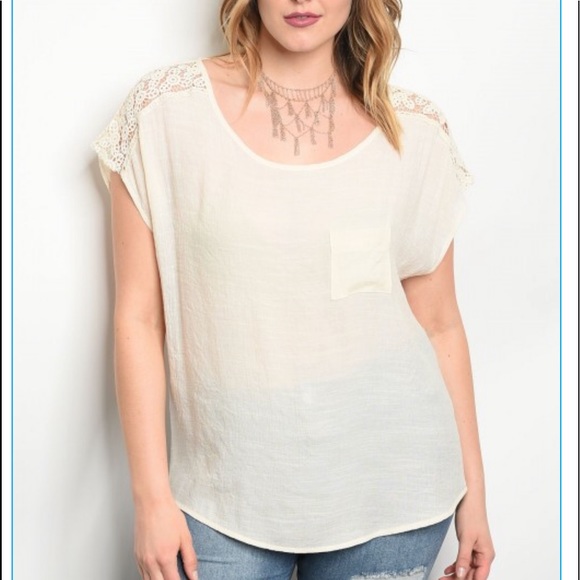 Plus size top - Picture 1 of 4